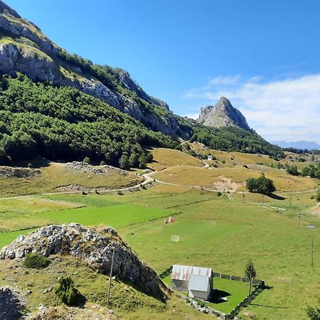 Katun Mokra Accommodation & Horseback Riding Подгорица Екстериор снимка